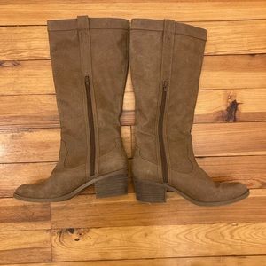 Dolce Vita Mid-Calf Brown Boots